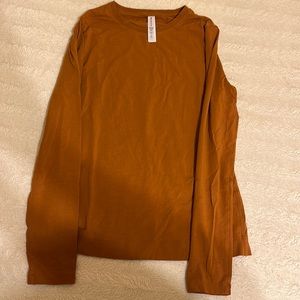 Athleta Woman’s tee